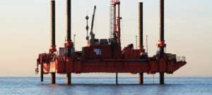 Offshore Drilling uses Long-Stroke Hydraulic Cylinders